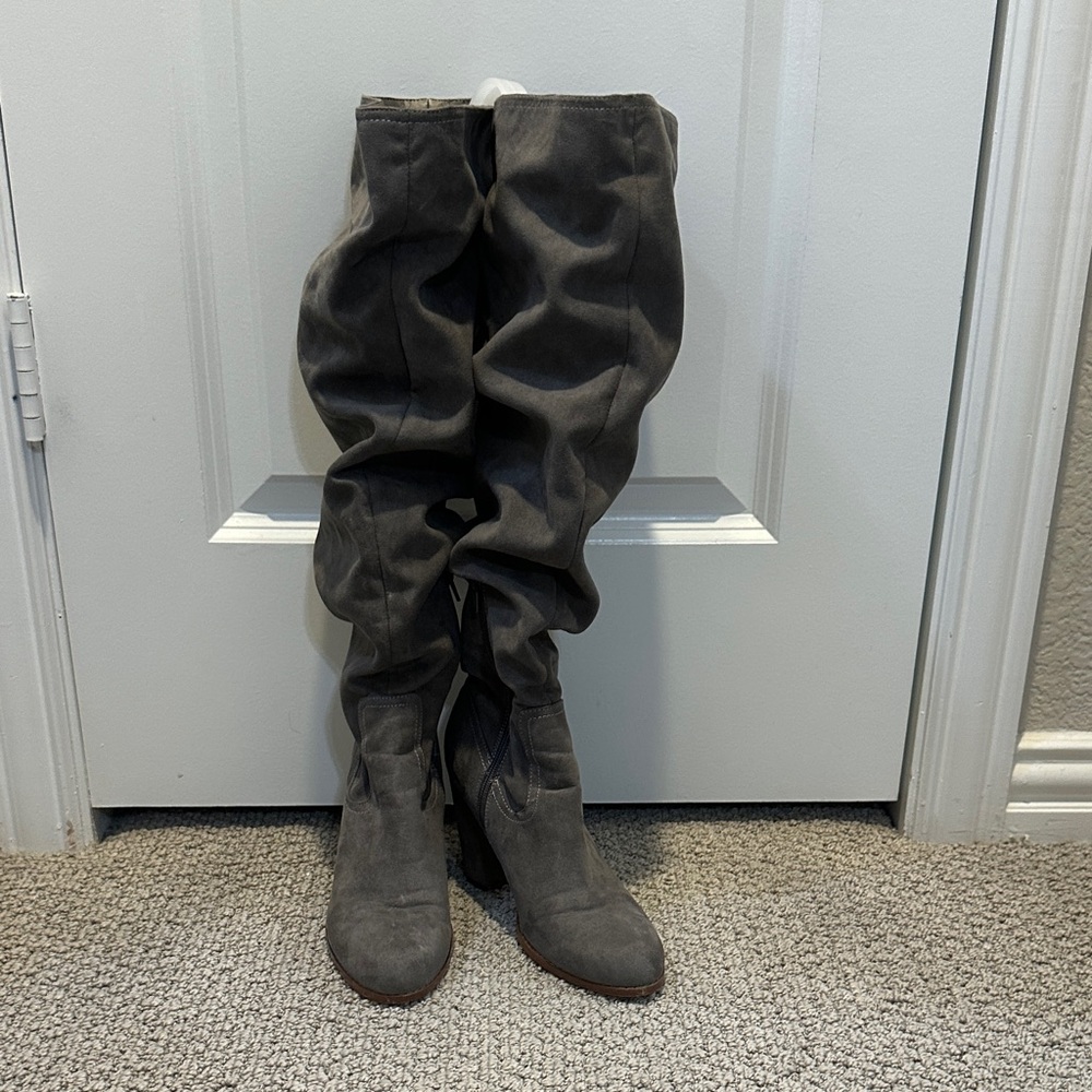 Slouchy Gray Suede Heeled Boots